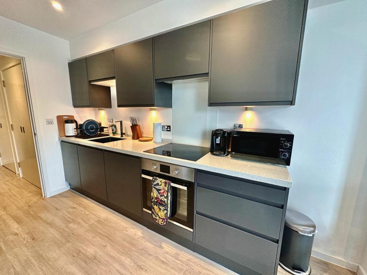 Serviced Apartments Nailsea Exterior photo
