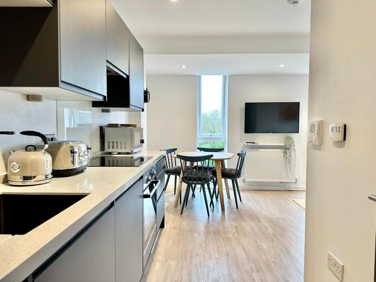 Serviced Apartments Nailsea Exterior photo