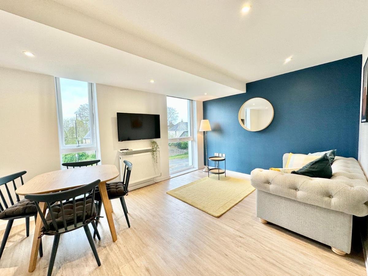 Serviced Apartments Nailsea Exterior photo