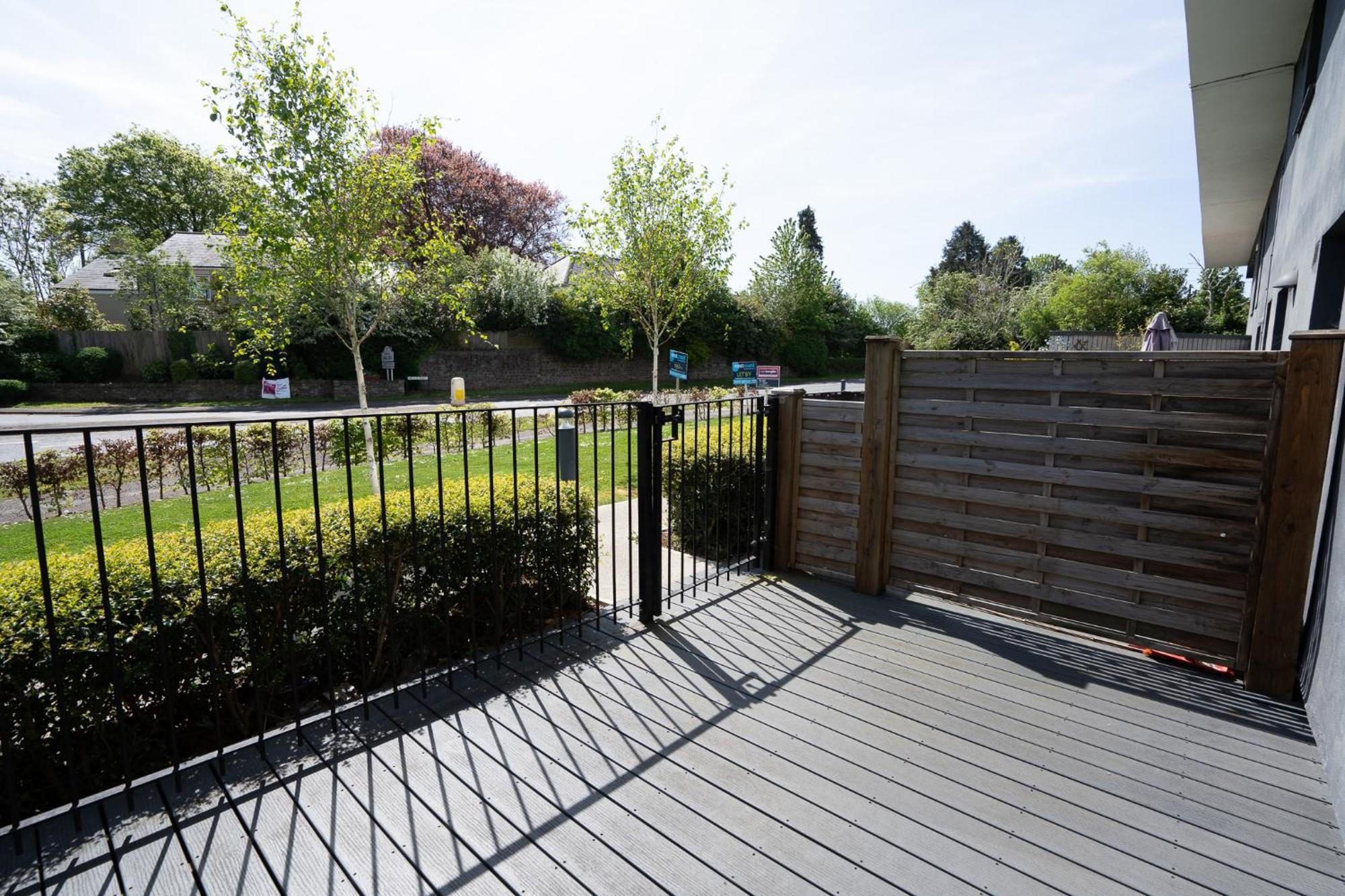 Serviced Apartments Nailsea Exterior photo